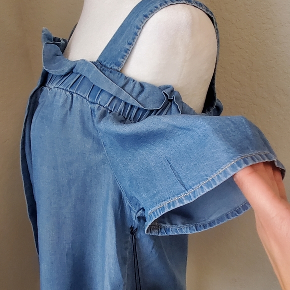 4/$25 Haute Monde Small Off the shoulder Blouse - Picture 2 of 8